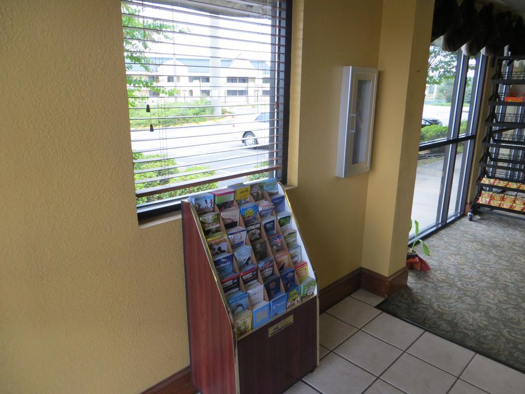 Budgetel Inn & Suites Macon Zewnętrze zdjęcie