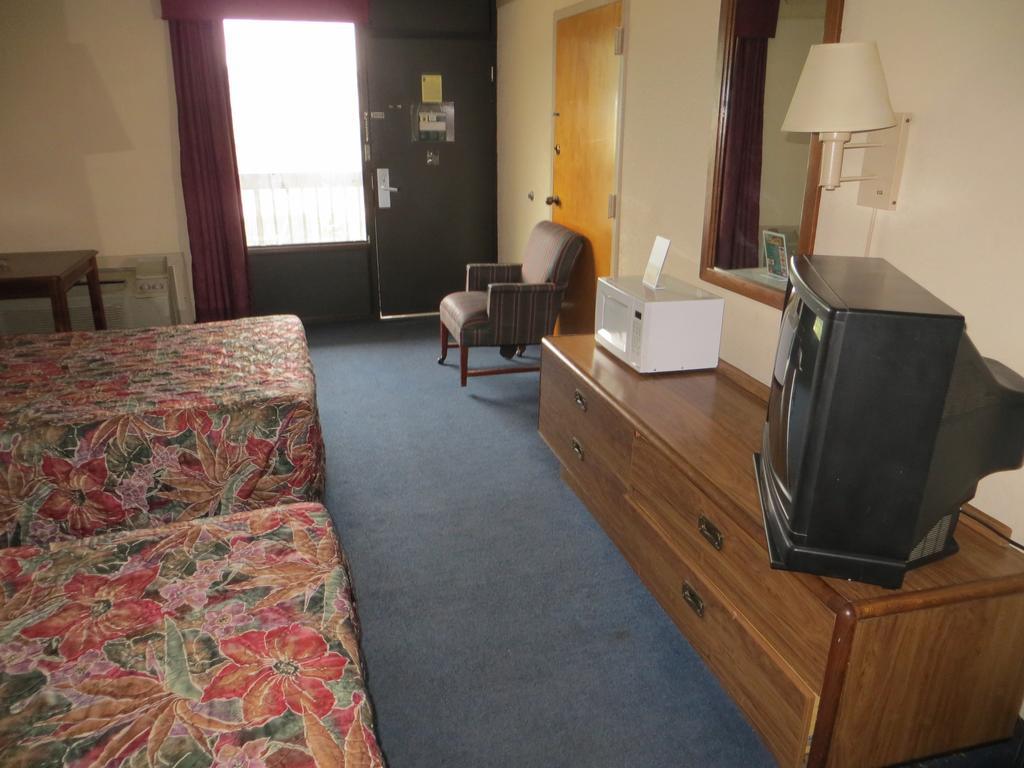 Budgetel Inn & Suites Macon Zewnętrze zdjęcie
