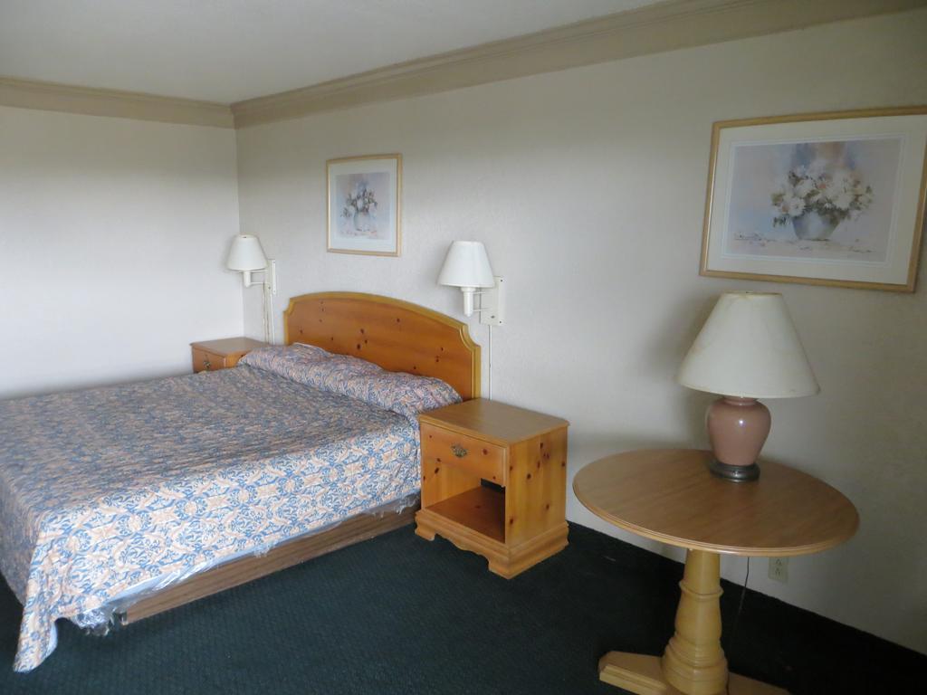 Budgetel Inn & Suites Macon Pokój zdjęcie
